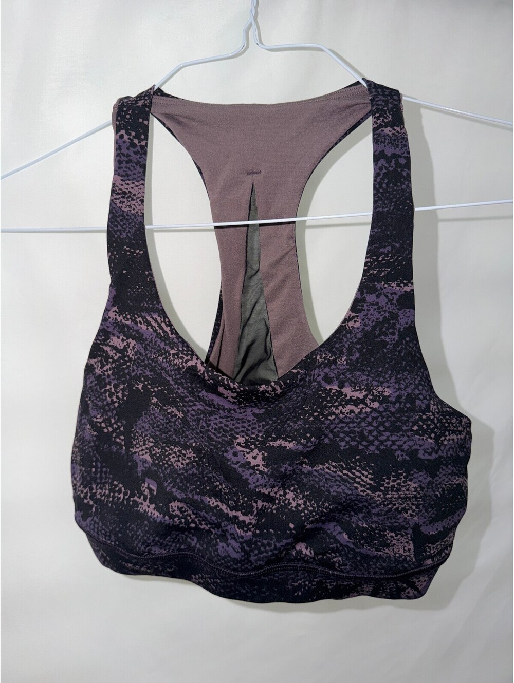 Lululemon Women's Size 8 Sports Bra with Purple and Black Pattern